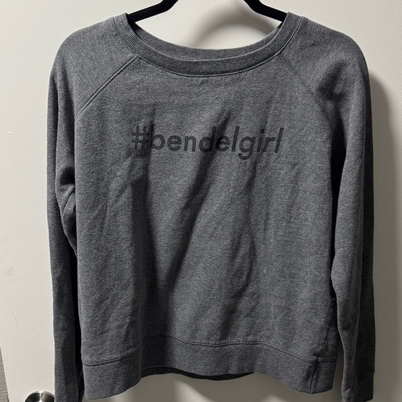 henri bendel Tops - Henri Bendel Charcoal Sweatshirt